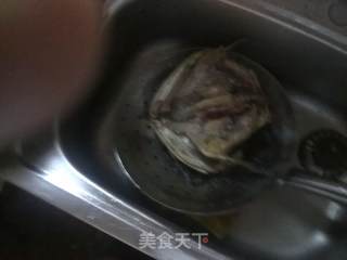 红烧 鱼头的做法步骤：2