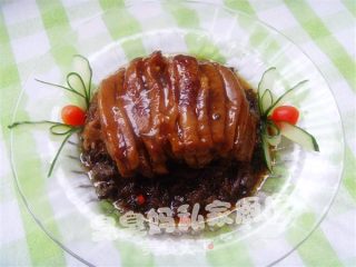 梅菜扣肉的做法步骤：3