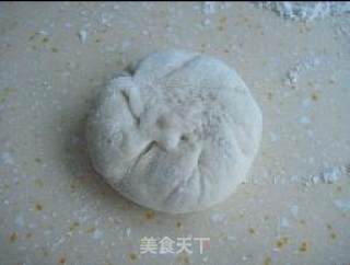 红萝卜冬菇肉馅饼的做法步骤：5