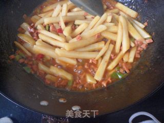 铁板土豆条的做法步骤：3