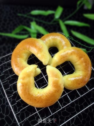 奶香牛角包的做法