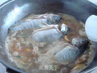 无辣版水煮罗非鱼的做法步骤：4