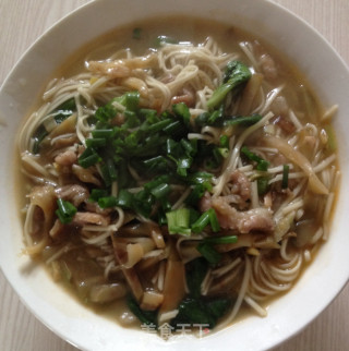 榨菜肉丝面的做法