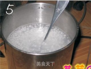 火龙果牛奶西米露的做法步骤：2