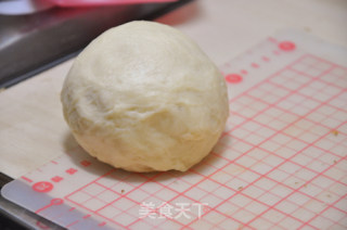巨型巧克力面包圈--蛋糕模盛妆的新食感面包的做法步骤：6
