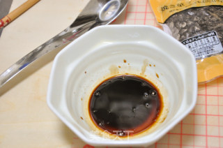巨型巧克力面包圈--蛋糕模盛妆的新食感面包的做法步骤：6