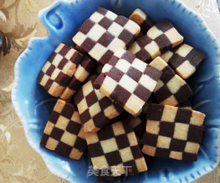 棋格饼干——黑白配的双重美味的做法