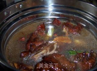 排骨焖土豆的做法步骤：2