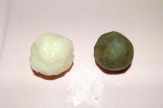 冰皮花月饼的做法步骤：2