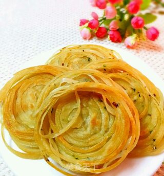 丝丝葱油饼的做法