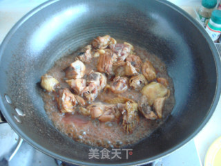 香菇滑鸡煲仔饭的做法步骤：3