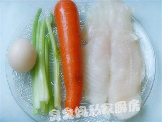 小鱼饼的做法步骤：2