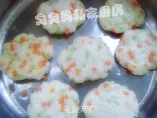 小鱼饼的做法步骤：2