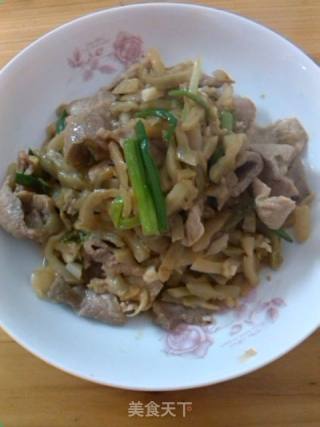 葱香榨菜炒肉片的做法