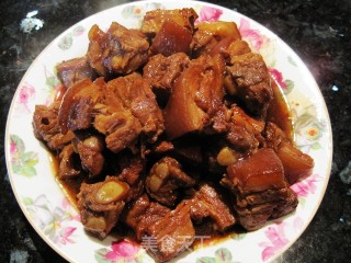 妈妈的“啤酒版---红烧肉”的做法步骤：2
