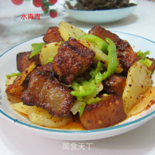 土豆片回锅肉的做法