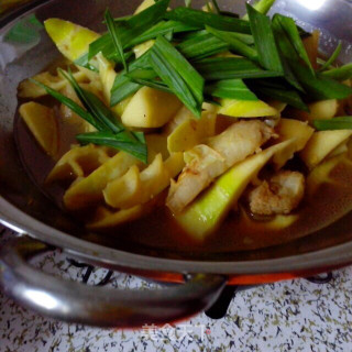 肉炖笋的做法