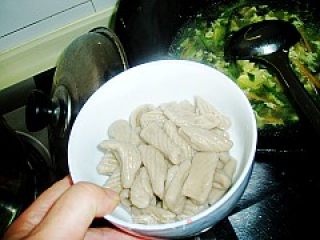 荞麦螺旋面的做法步骤：3