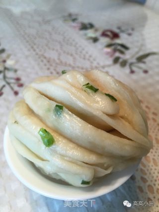 葱香花卷送给你的做法