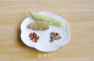 砂仁蒸鸡的做法步骤：3