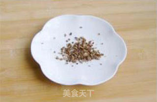 砂仁蒸鸡的做法步骤：3