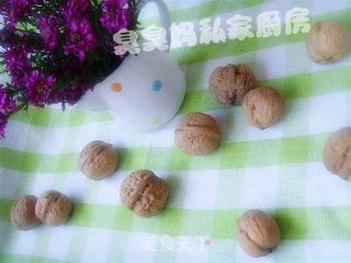 琥珀核桃仁的做法步骤：4