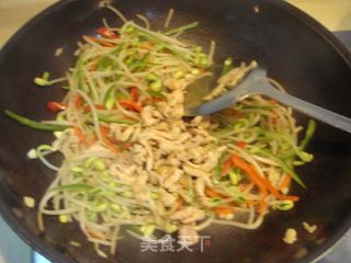 如意鸡丝的做法步骤：3