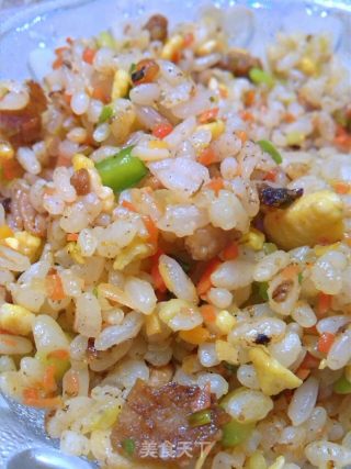 鲜香润口黄金蛋炒饭的做法