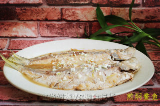 极致鲜香 煎焖鲞鱼的做法