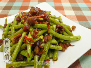 腊味干煸四季豆 ♥ 腊肉不只是年菜5的做法
