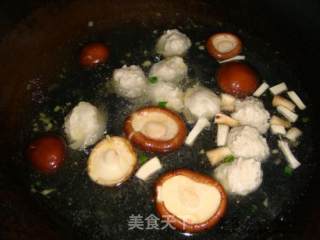 一碗鲜（附鱼丸制作方法的详解图）的做法步骤：3