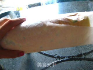 香葱肉松蛋糕卷的做法步骤：4