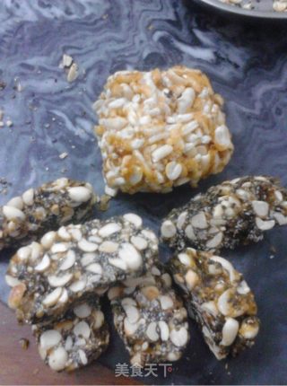 花生芝麻糖——花生炒米糖的做法