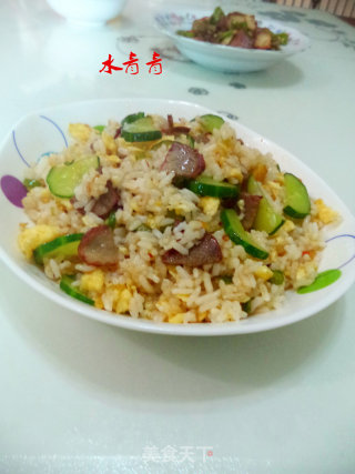 黄瓜叉烧炒饭的做法