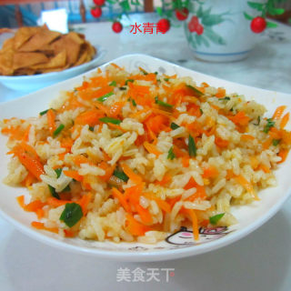 红萝卜丝炒剩饭的做法