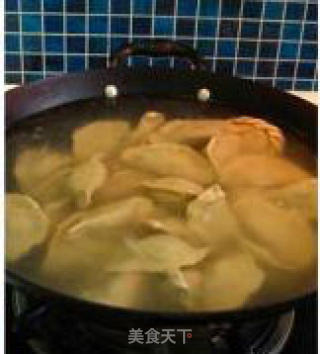 韭菜猪肉水饺的做法步骤：4