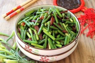 蒜苔炒腊肉的做法