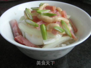 沙拉热拌面的做法