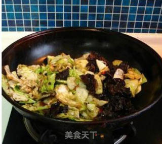 手撕包菜的做法步骤：4