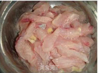 西芹鱼丝的做法步骤：3