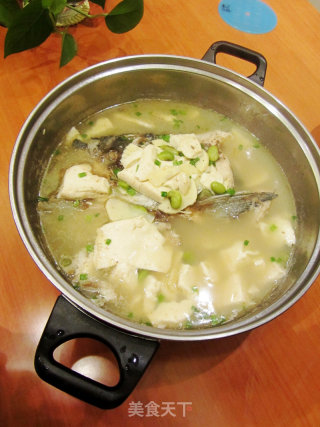 豆腐炖鱼头的做法