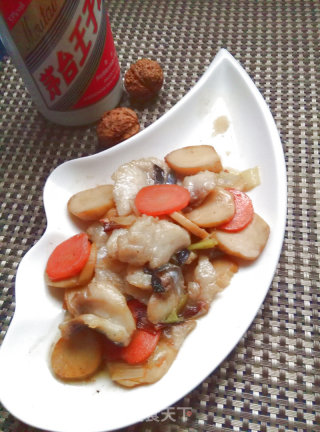 杏鲍菇炒巴沙鱼片的做法