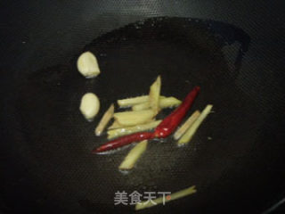 豉香红烧鱿鱼段的做法步骤：3