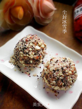 芝麻花生红米丸的做法