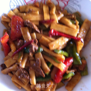干煸牛肉炒面的做法