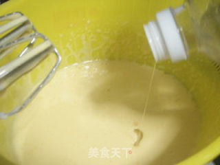 红茶奶油蛋糕卷的做法步骤：4