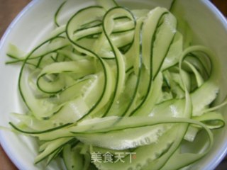 糖醋黄瓜的做法步骤：2