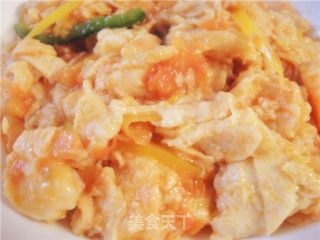 虾仁滑蛋烩西红柿的做法步骤：2