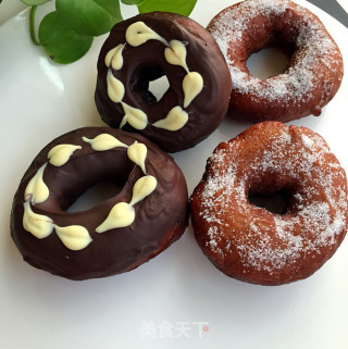 巧克力甜甜圈的做法