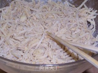 回味妈妈的味道---土豆蒸饭的做法步骤：4